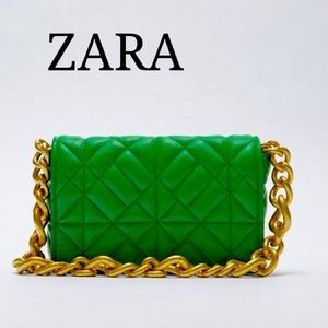 Green Zara bag with gold link chain